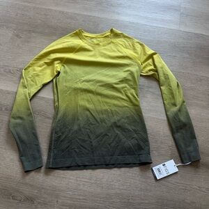 FIGS Women's Salta Seamless Long Sleeve Underscrub - Size S NWT